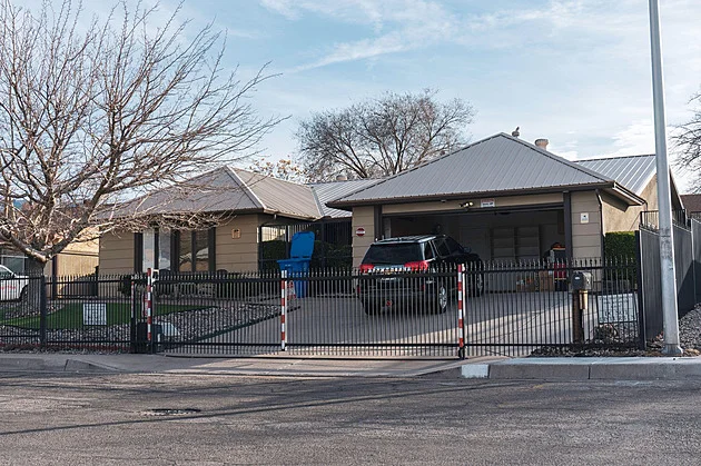 Konec pizzového pekla? Dům z Perníkového táty se prodal, cena padla o miliony