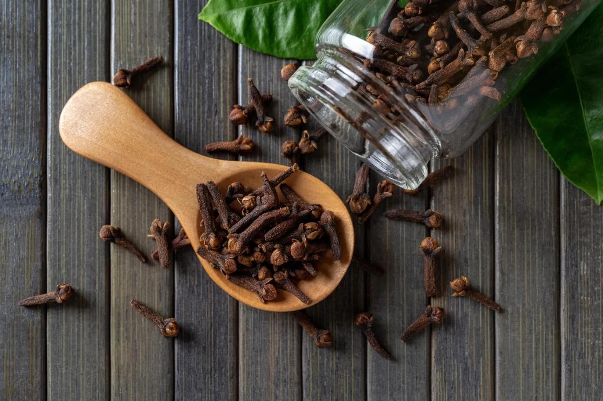 Domácí ústní voda: Má příjemnou chuť a šetrně dezinfikuje ústa