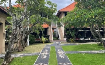 Čtenář se zastal Macinky i Babiše: „Letíte na Bali a chcete pomoc státu?!“