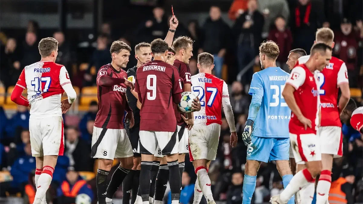 Tajný recept pro Slavii a Spartu? Neinkasovat jako první. Nikdo derby už 10 let neotočil