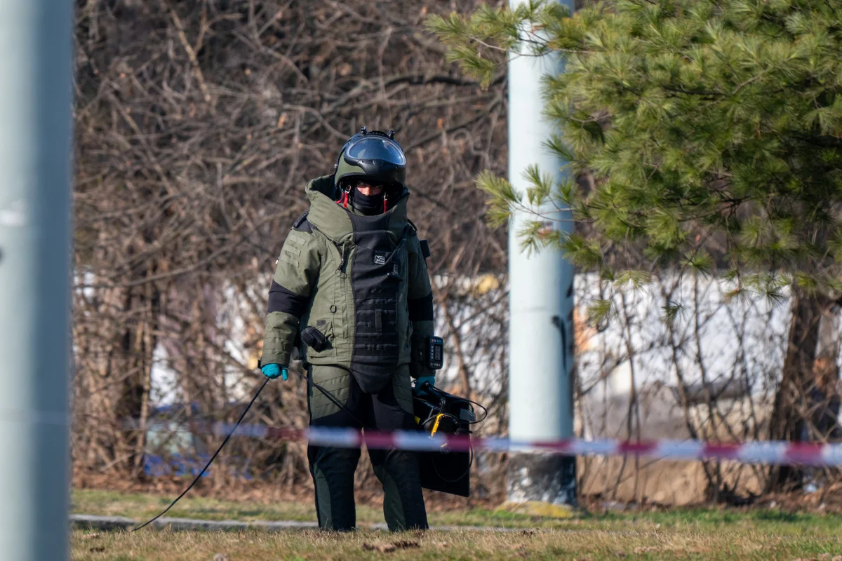 Policisté na pražském Špejcharu prověřovali nález podezřelého zavazadla - Krimi TydenikPolicie.cz článek na Media24.cz