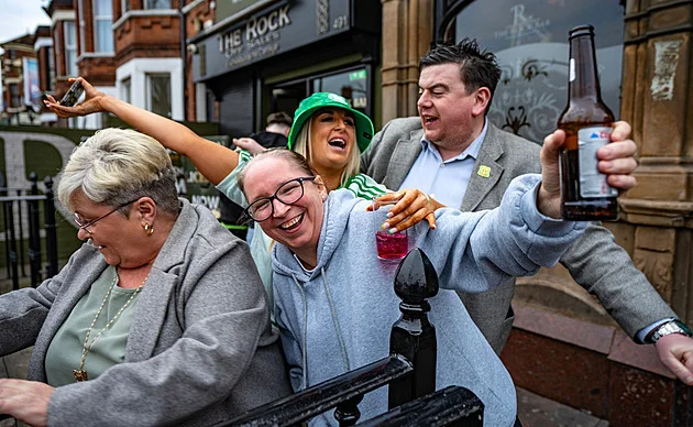 Severní Irsko jako Rusko? Na ostrově propadají alkoholu, vysává to rozpočet - Zprávy iDnes.cz článek na Media24.cz