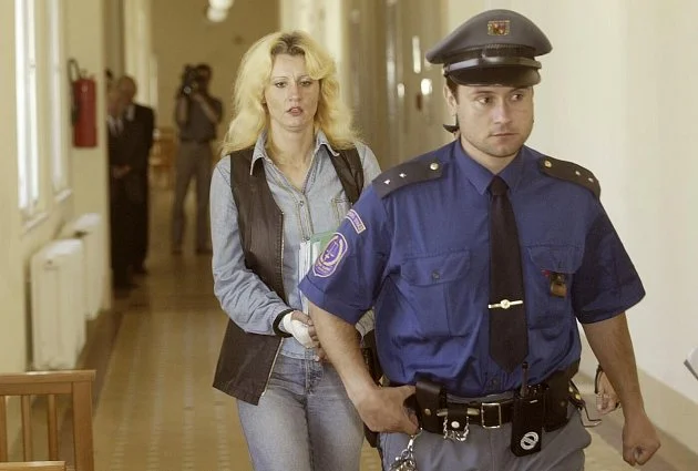 Vraždící bestii zřejmě probudila v Jarce Fabiánové jediná nadávka učitelky