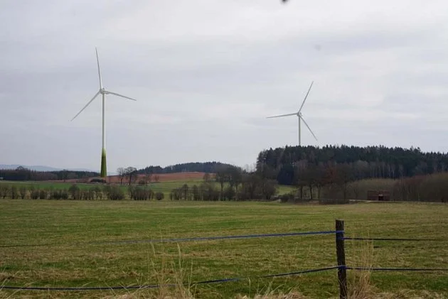 Investor o stavbě větrných elektráren. Trutnovsko je perspektivním regionem