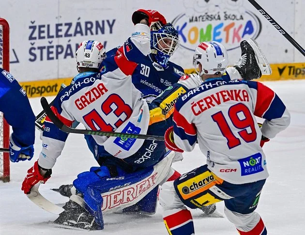 Pardubice nedaly Kometě Brno šanci. Obhájce titulu smetly 4:0 na zápasy