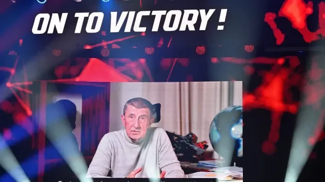 Babiš ve videozdravici pro Patrioty pro Evropu ocenil maďarského premiéra Orbána