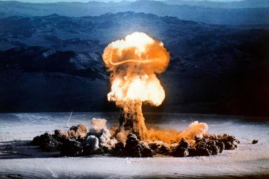 Nukleární poklop, netopýří bomby i kočičí špion. Poznejte nejšílenější experimenty vědy a armády