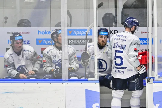Lev pomohl Plzni k vedení, ale postup při 100. utkání v play off neslavil