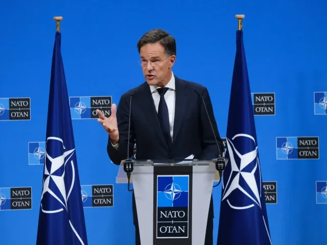 Šéf NATO vyzval státy, aby letos přesvědčily, že zvyšují výdaje na obranu