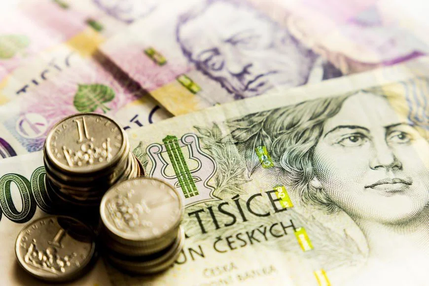 Co se stane, když dáte bezdomovci sto tisíc korun? Češi zopakovali pozoruhodný kanadský pokus