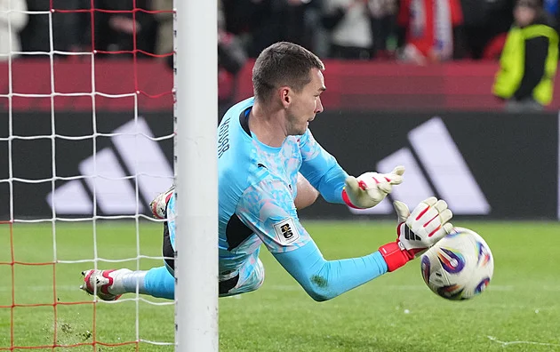 Zprvu odstrčený, pak v důležité roli. Můžou mít vzít pásku, ale ne srdce, řekl Souček