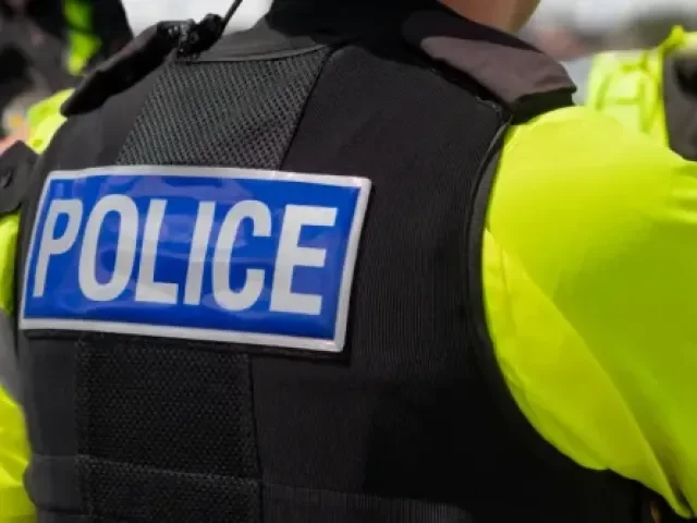 „Bylo to naprosto děsivé.“ Řidič v anglickém Derby najel do chodců, policie ho zadržela