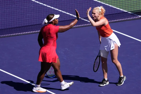 Siniaková vyhrála s Townsendovou čtyřhru v Miami a slaví Sunshine Double