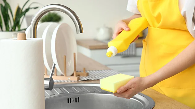 5+1 způsobů, jak nahradit klasický odkapávač a ušetřit místo v kuchyni - Zprávy iDnes.cz článek na Media24.cz