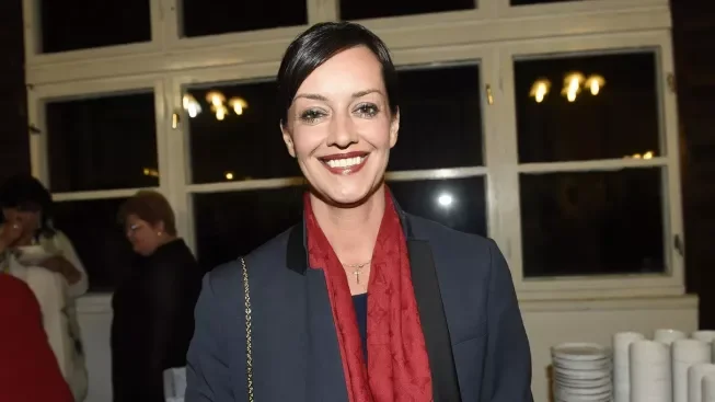 Tohle je trik, který používají i světoví návrháři: Stačí promyšlený doplněk a Tereza Brodská je nepřehlédnutelná