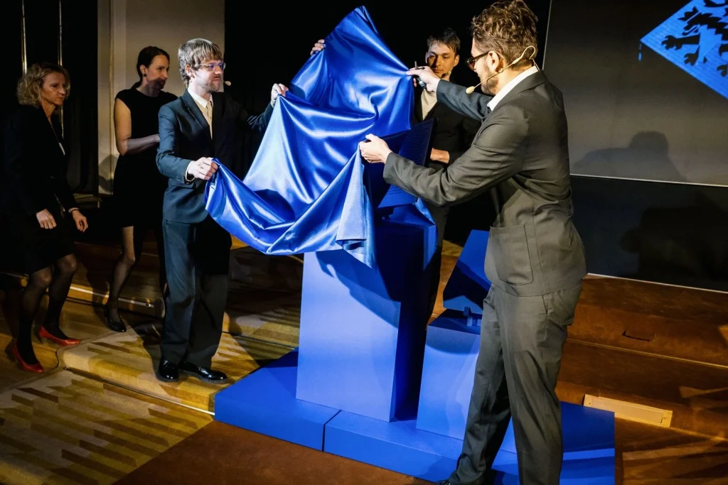 Obrazem: Prezident bude skládat slib na nové ústavě. Jak vypadá?