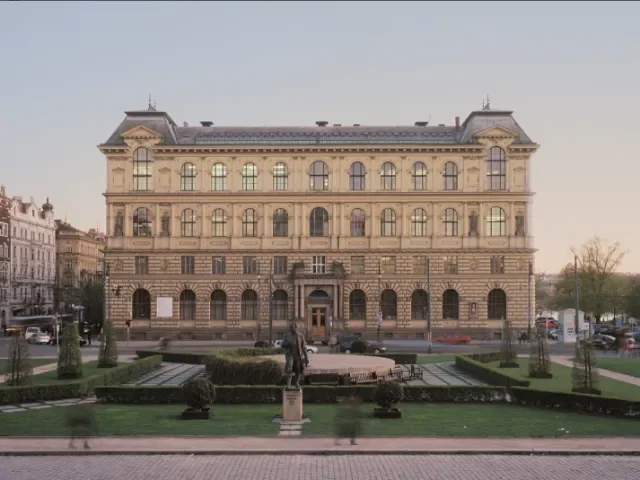 UMPRUM „skokanem roku“ mezi nejlepšími světovými univerzitami v prestižním žebříčku QS World University Rankings