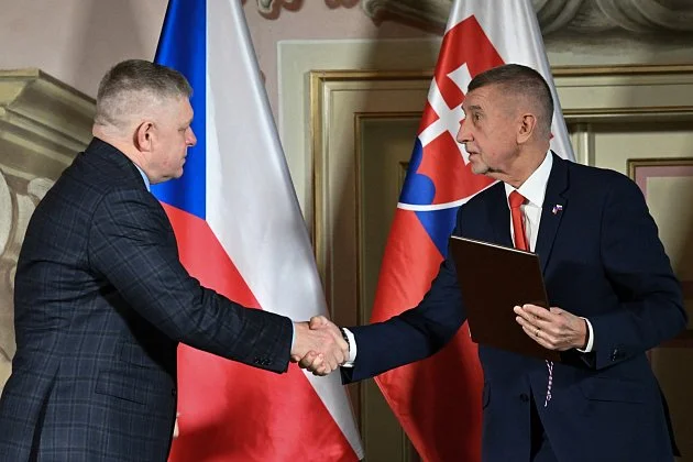 Babiš na společném jednání požádal Fica, aby Slovensko ukončilo stav ropné nouze
