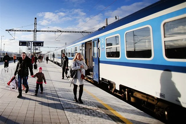 Vlaky o Velikonocích posílí. Více vozů budou mít spoje na Moravu do Plzně i na jih
