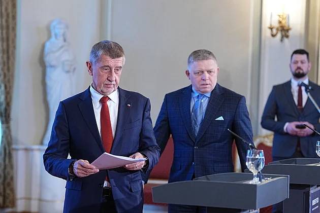 Babiš obnovuje jednání se slovenskou vládou, mění Fialovo rozhodnutí