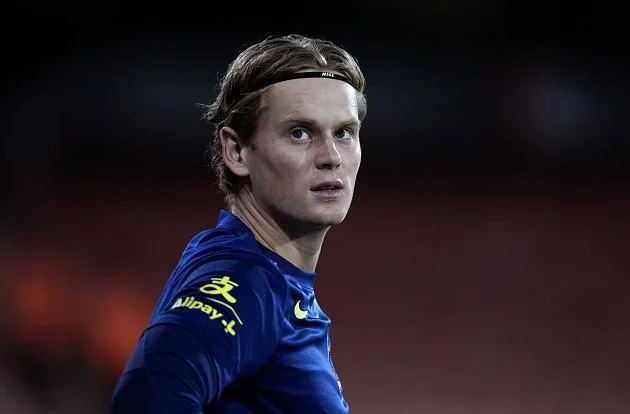 Nová naděje pro Kinského. V Tottenhamu má už třetího kouče, tým povede De Zerbi