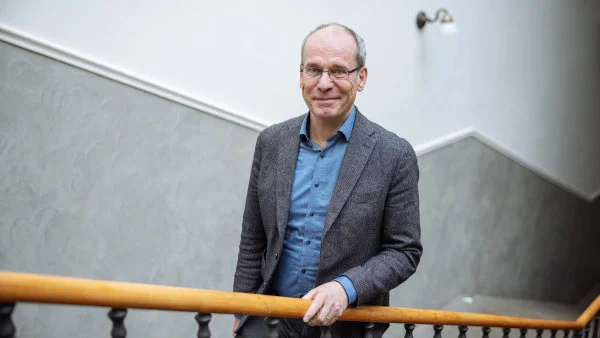 AI zničí pracovní místa, ale miliony nových vzniknou. Expert vysvětluje, v jakých oborech půjde vydělat víc než kdy předtím - Věda HN.cz článek na Media24.cz