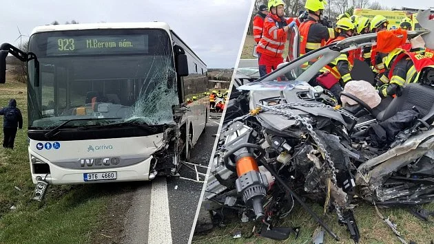Autobus se na Olomoucku střetl s autem. Ženu museli z vozu vystřihávat - Krimi Denik.cz článek na Media24.cz