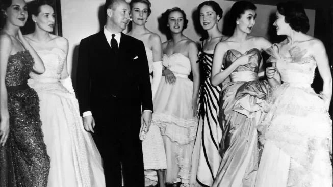 Co na ženě prozradí víc než drahé šaty? Dior měl jasno v pár detailech, které nejdou přehlédnout