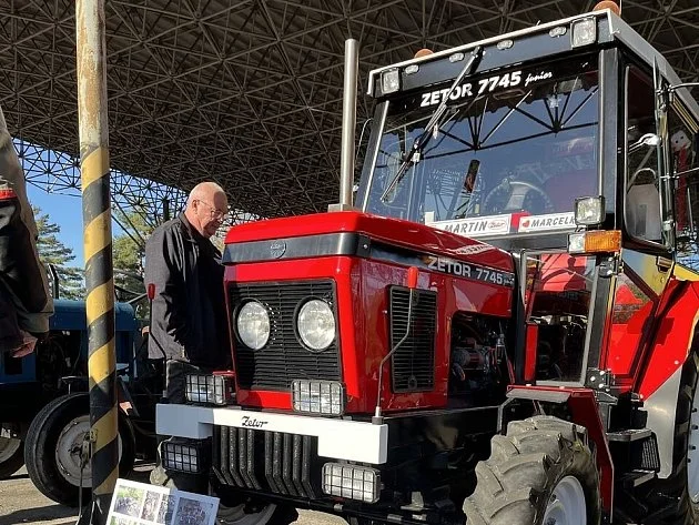 Muzeum v Čáslavi láká na velikonoční traktor či kraslice. Výstava končí dnes - Zemědělství Denik.cz článek na Media24.cz